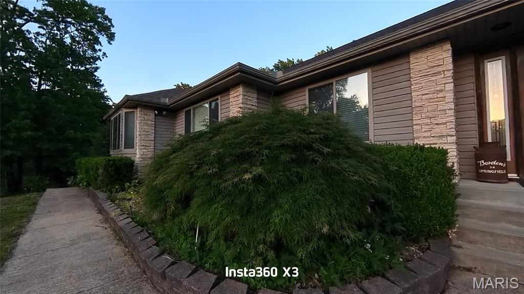 7584 Private Road 2453 Property Photo 1