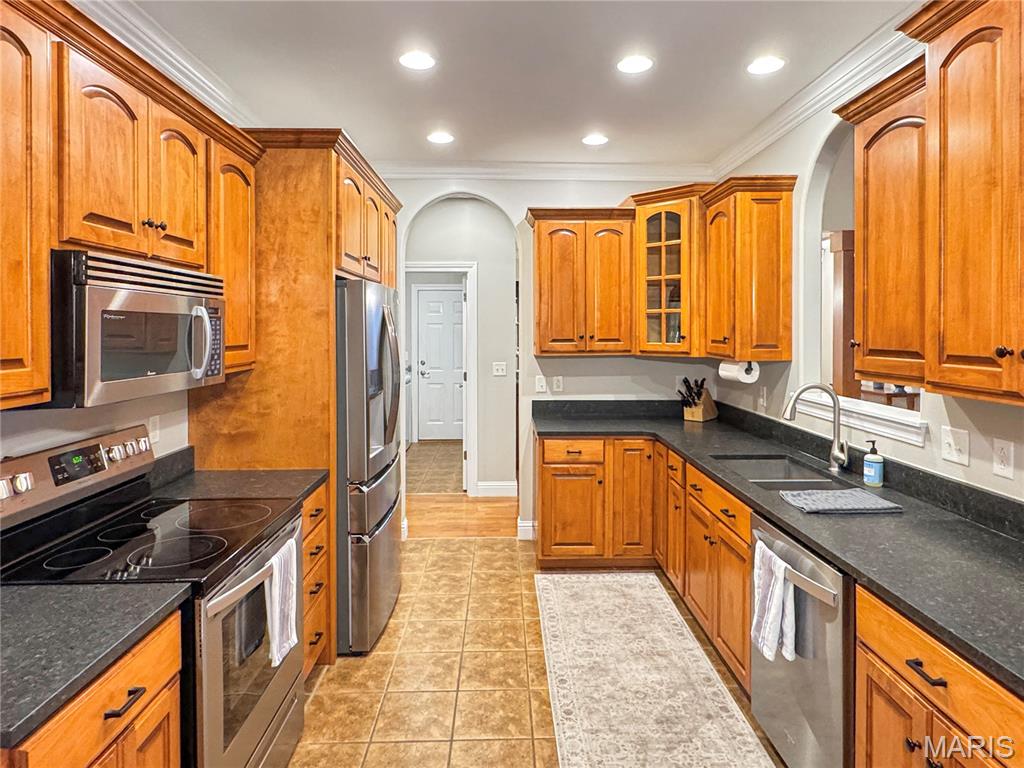 2113 Weber Heights Drive Property Photo 9