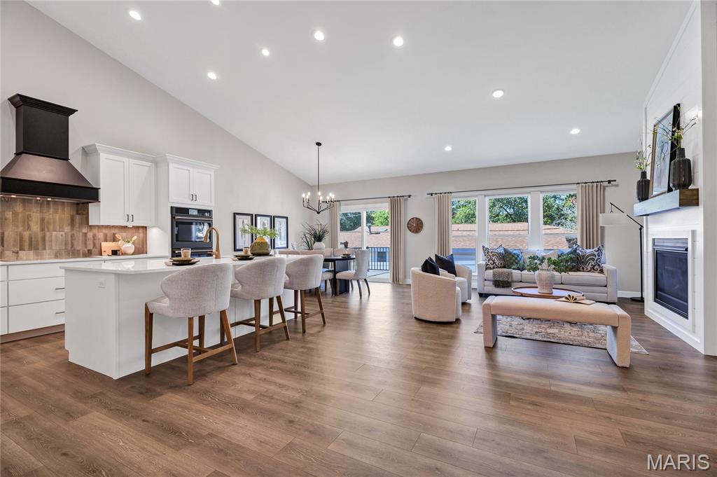 9404 Gates Manor Court Property Photo 7