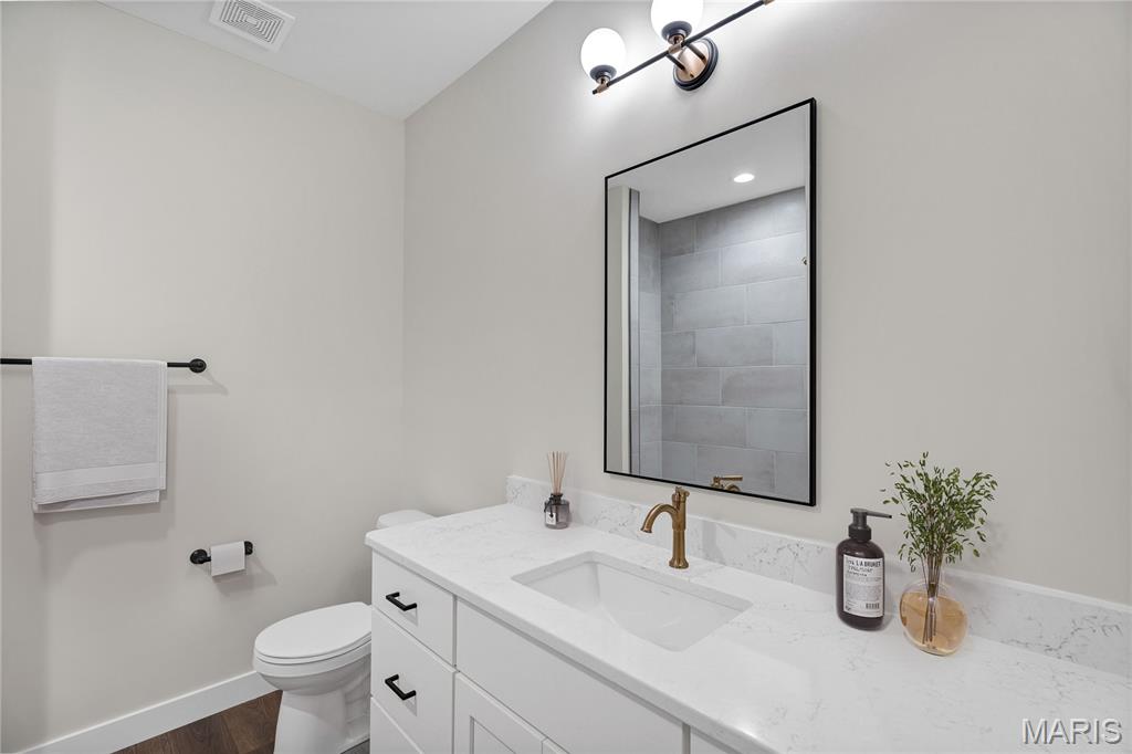 9404 Gates Manor Court Property Photo 14