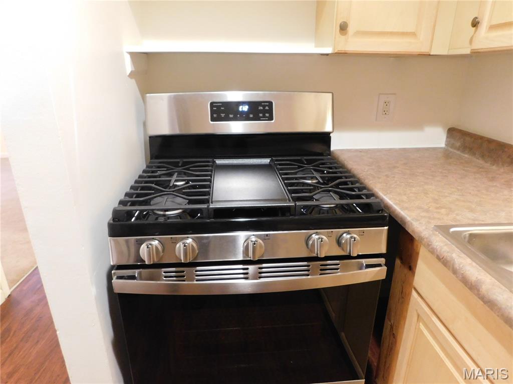 6910 Colonial Woods 97 Property Photo 7