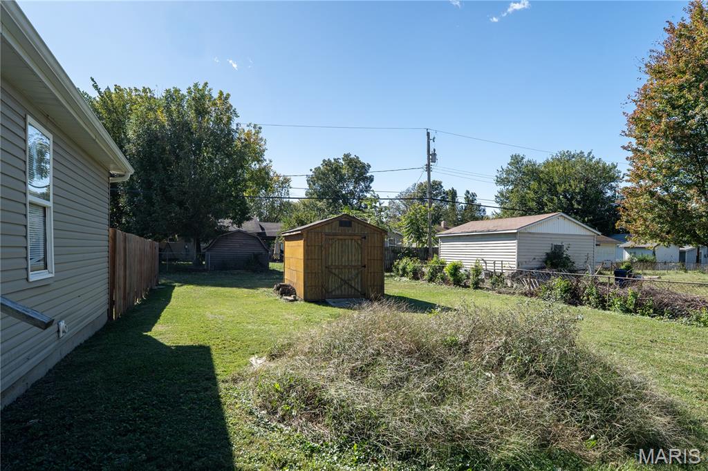 1732 Sycamore Street Property Photo 5