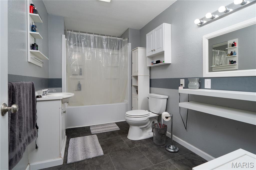 1732 Sycamore Street Property Photo 19