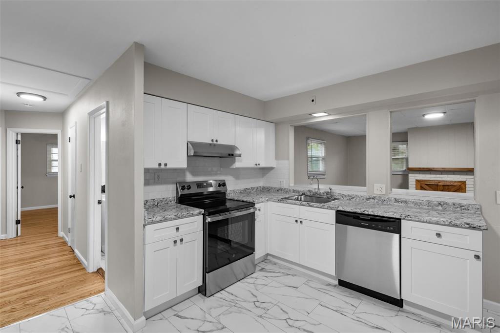 1433 Farmview Avenue Property Photo 8