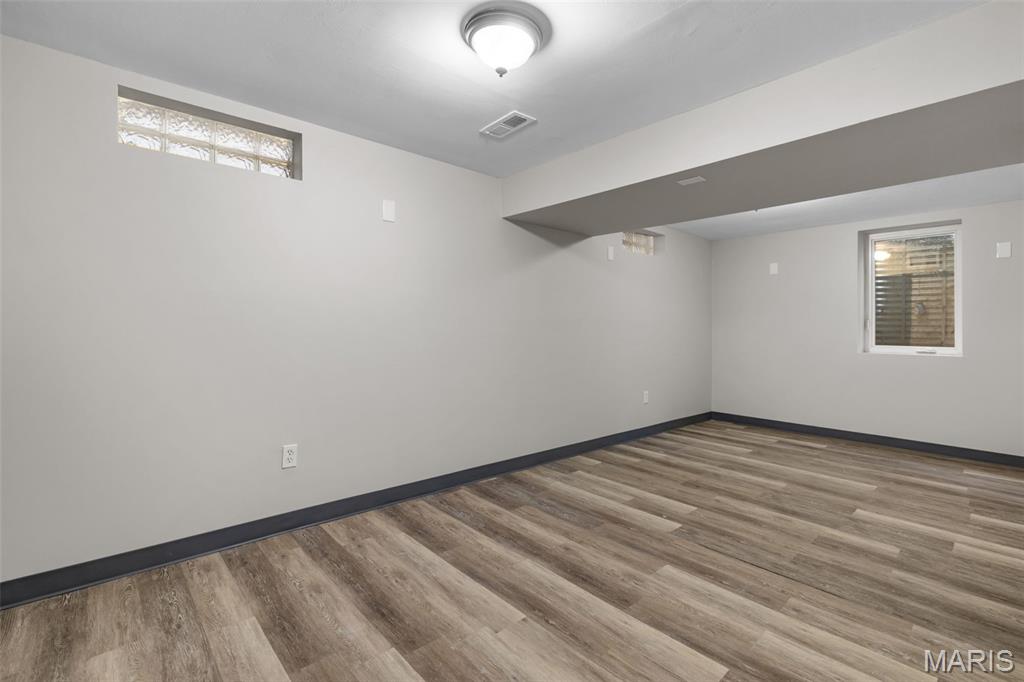 1433 Farmview Avenue Property Photo 35