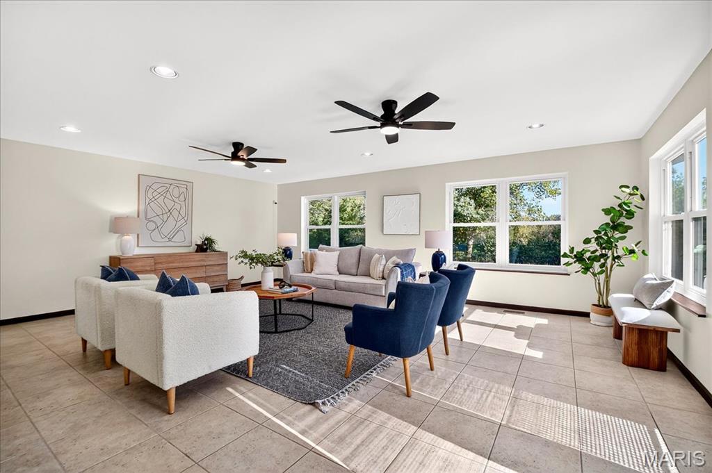 13266 East Lane Property Photo 12