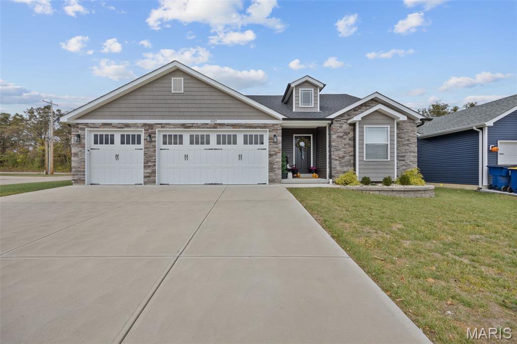 1027 Watering Stone Court Property Photo 1