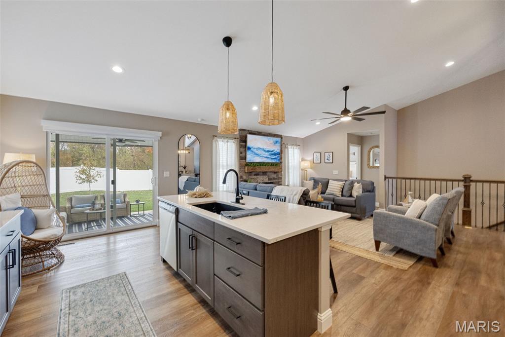 1027 Watering Stone Court Property Photo 8