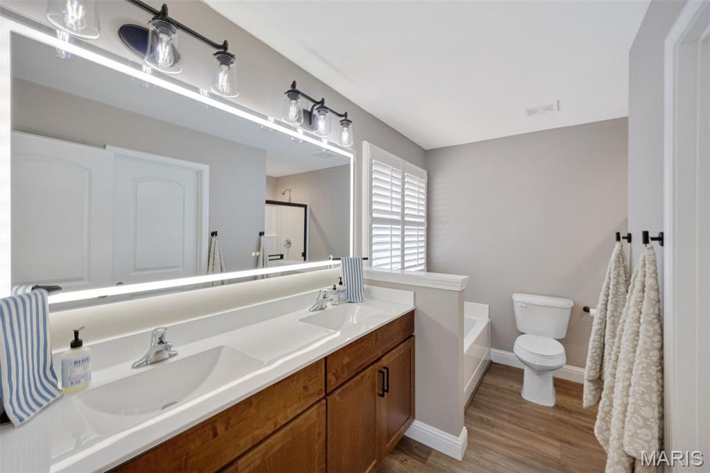 1027 Watering Stone Court Property Photo 18