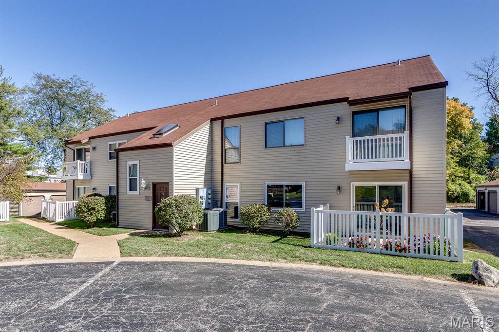 1306 Glendale Gardens Drive B Property Photo 1