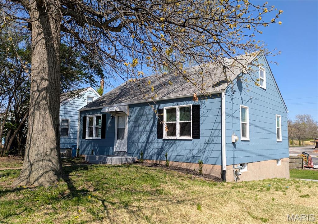 330 N Floridale Avenue Property Photo