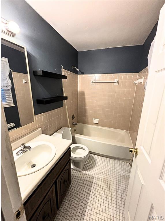 4035 Manhattan Avenue Property Photo 6