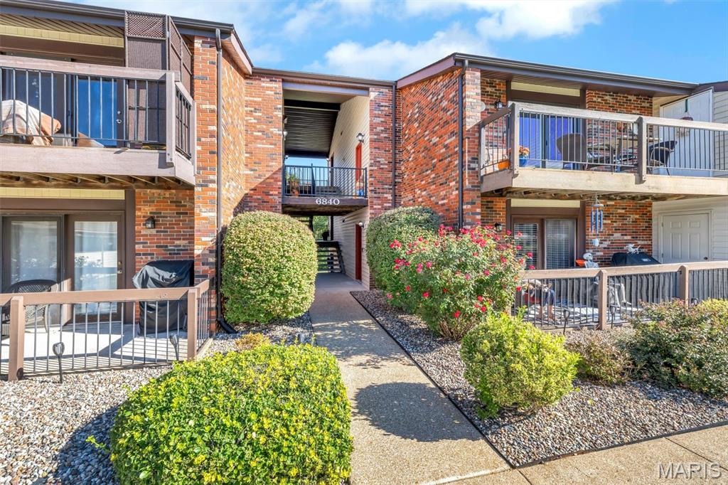 6840 Cottage Grove Lane J Property Photo 1