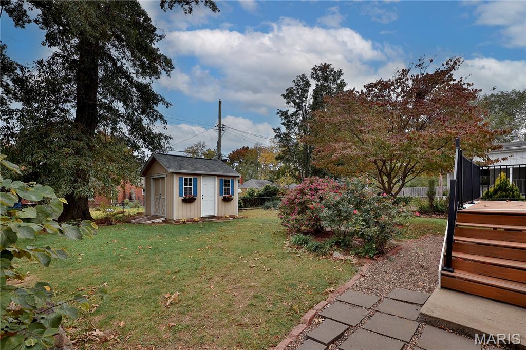 8724 Bridgeport Avenue Property Photo 19