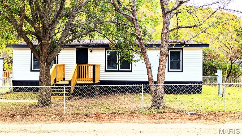 5846 Brookstone Drive Property Photo 1