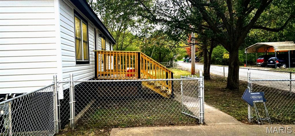 5846 Brookstone Drive Property Photo 4