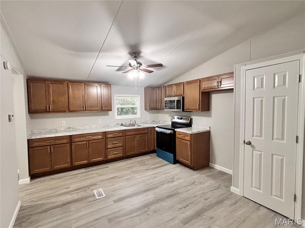 5846 Brookstone Drive Property Photo 9