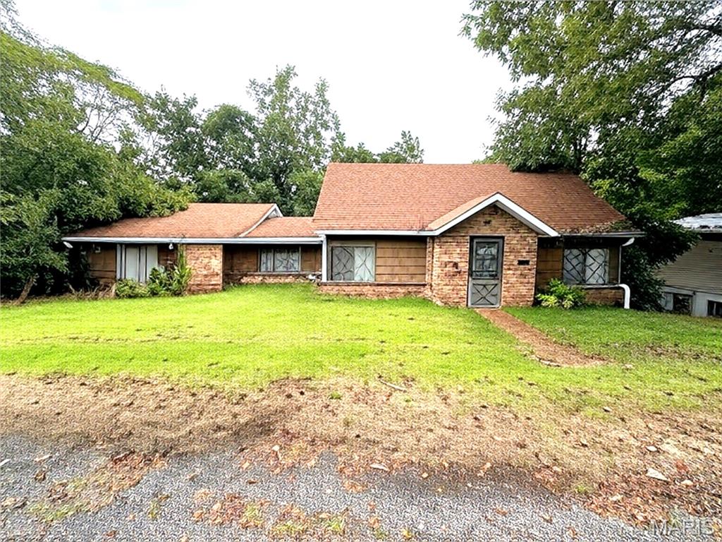 9515 Holy Cross Road Property Photo 1