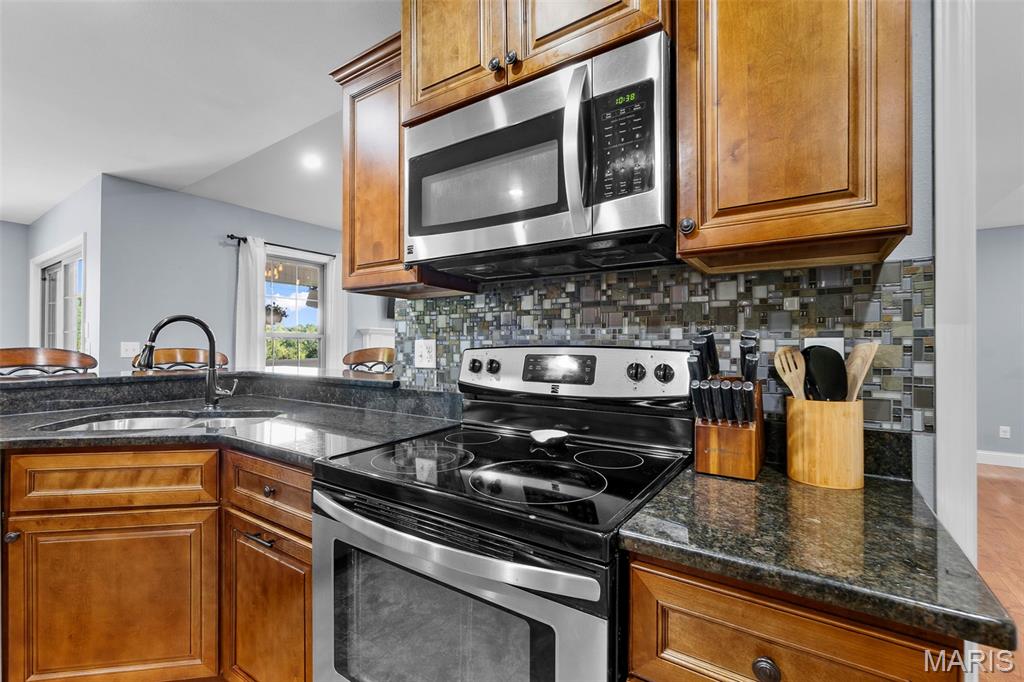 2402 Smith Trail Road Property Photo 10