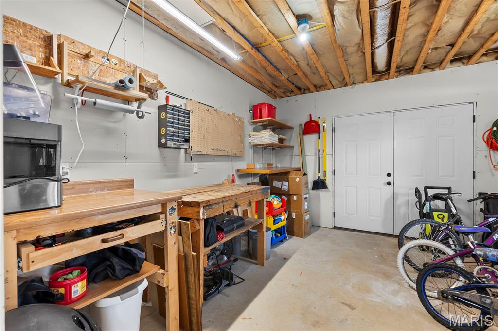 2402 Smith Trail Road Property Photo 33