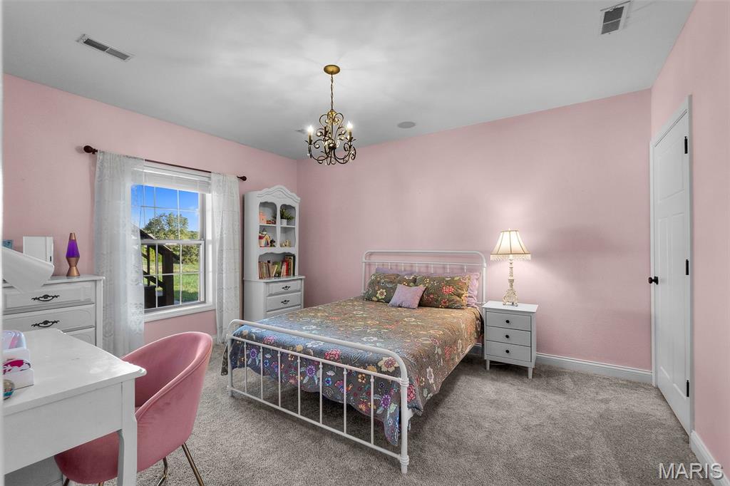 2402 Smith Trail Road Property Photo 34