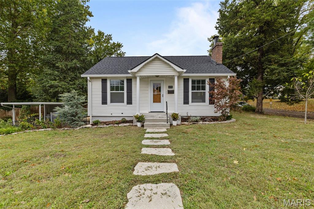 1095 N Sappington Road Property Photo 2