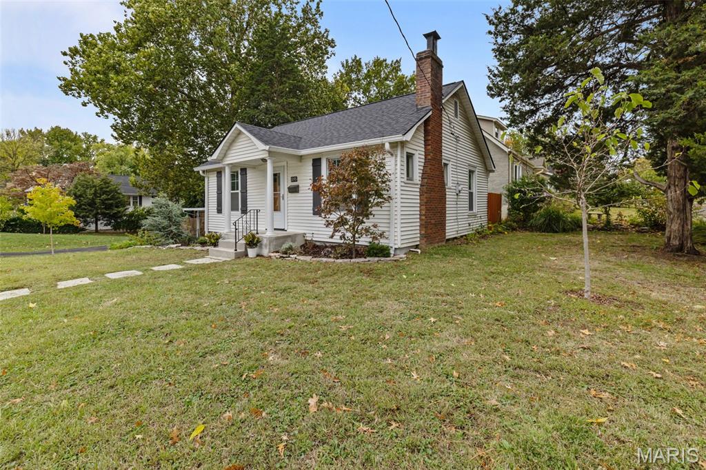 1095 N Sappington Road Property Photo 3