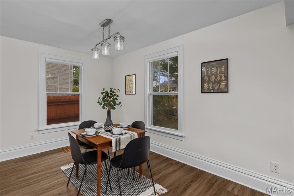 1095 N Sappington Road Property Photo 12