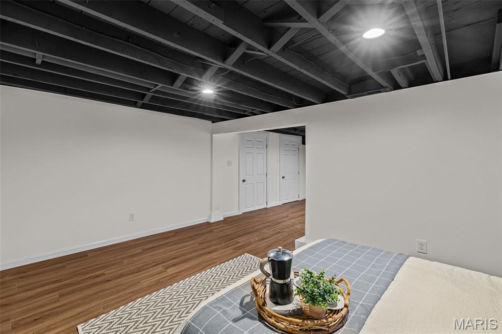 1095 N Sappington Road Property Photo 32