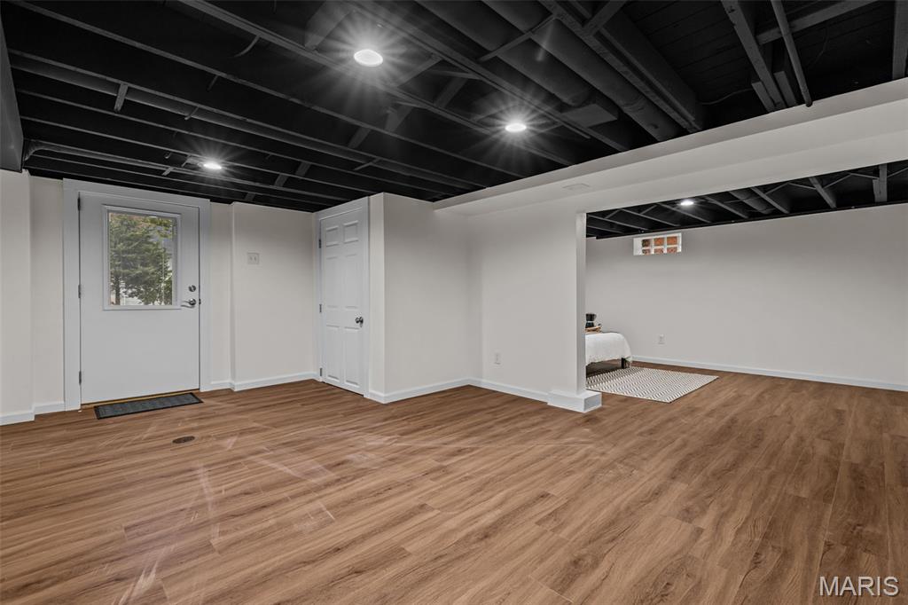 1095 N Sappington Road Property Photo 33