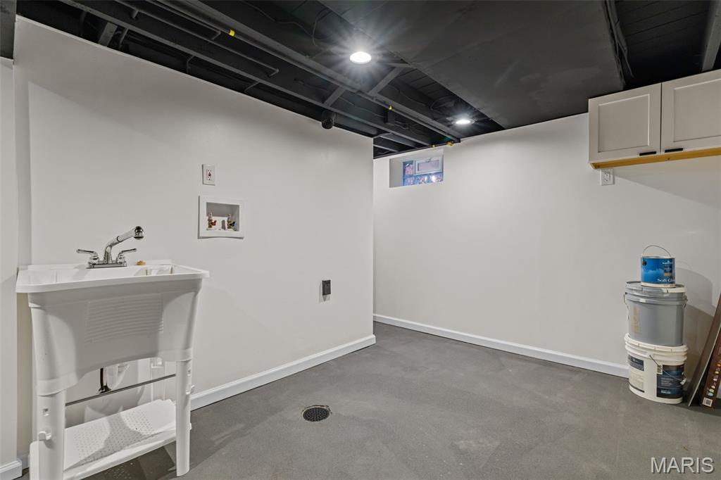 1095 N Sappington Road Property Photo 36