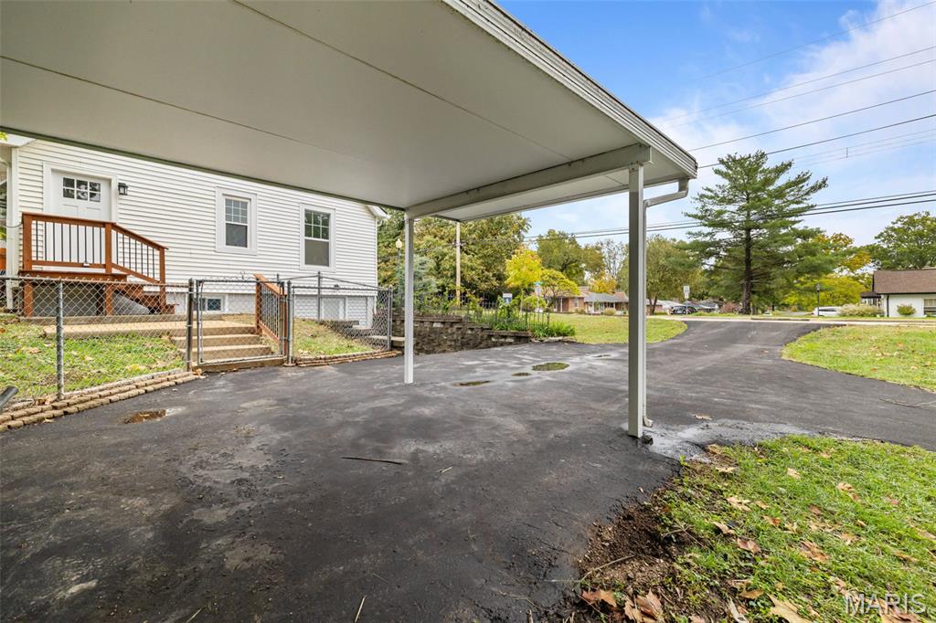 1095 N Sappington Road Property Photo 37