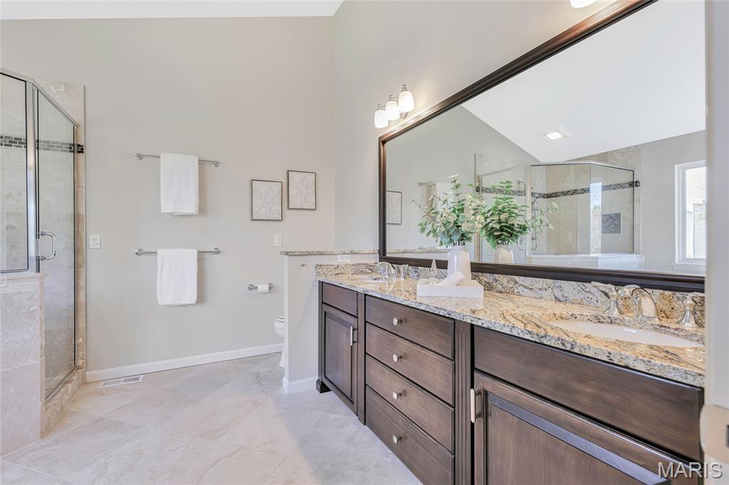 16804 Lansbrooke Court Property Photo 21