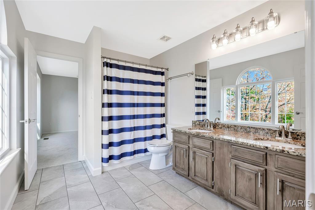 16804 Lansbrooke Court Property Photo 27