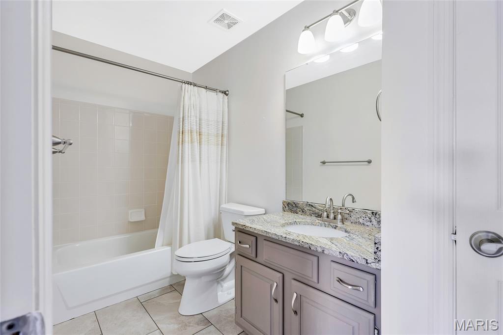 16804 Lansbrooke Court Property Photo 32