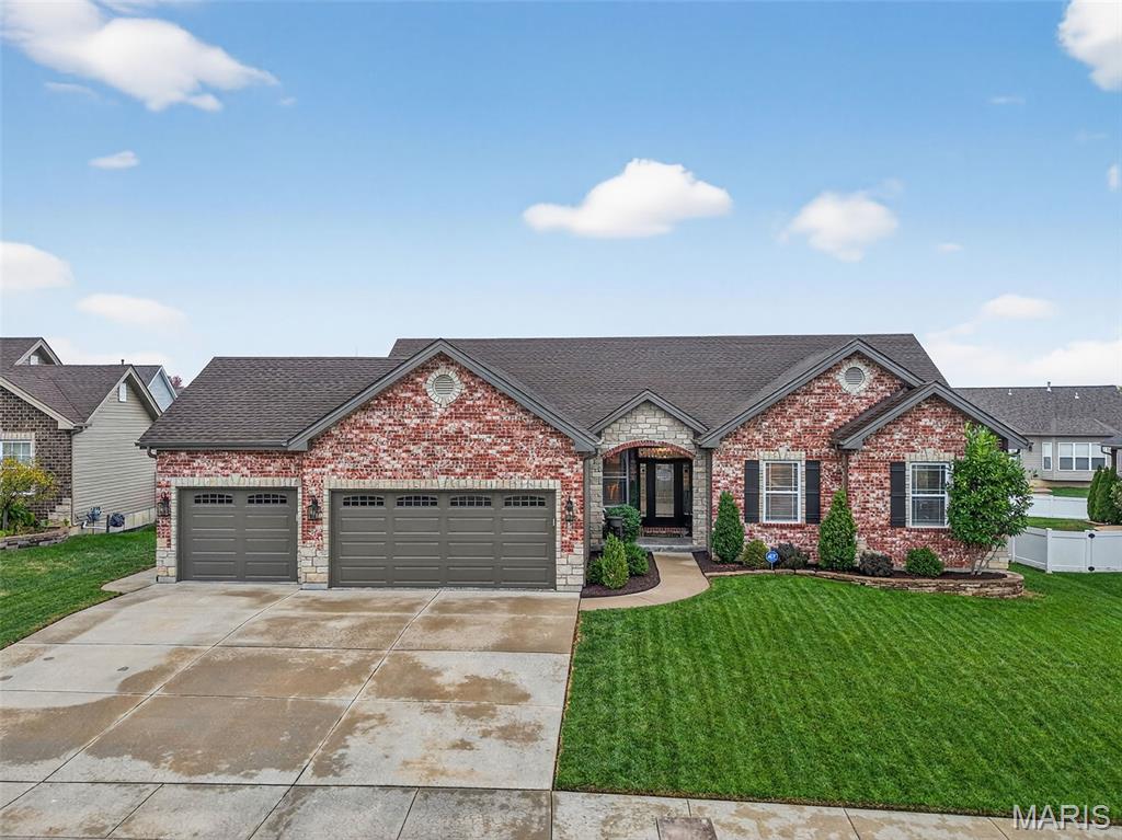 739 Chancellorsville Drive Property Photo 2