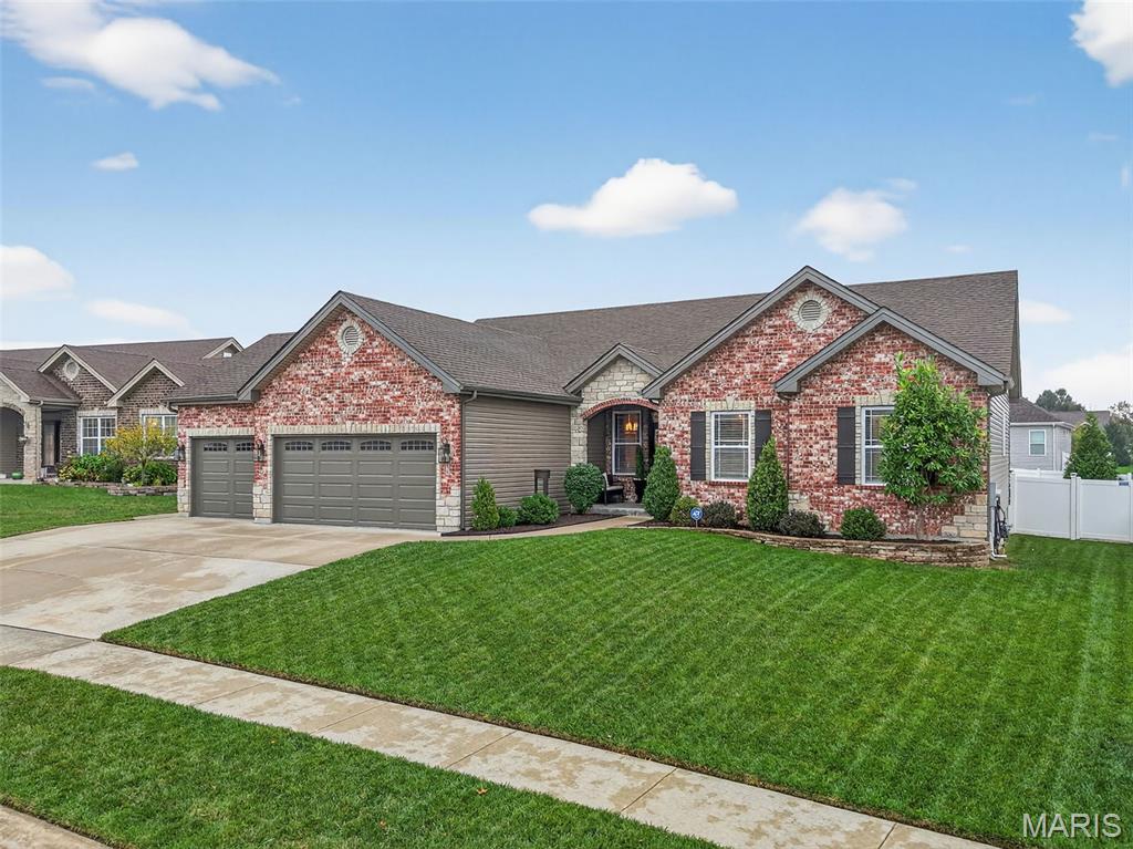 739 Chancellorsville Drive Property Photo 3