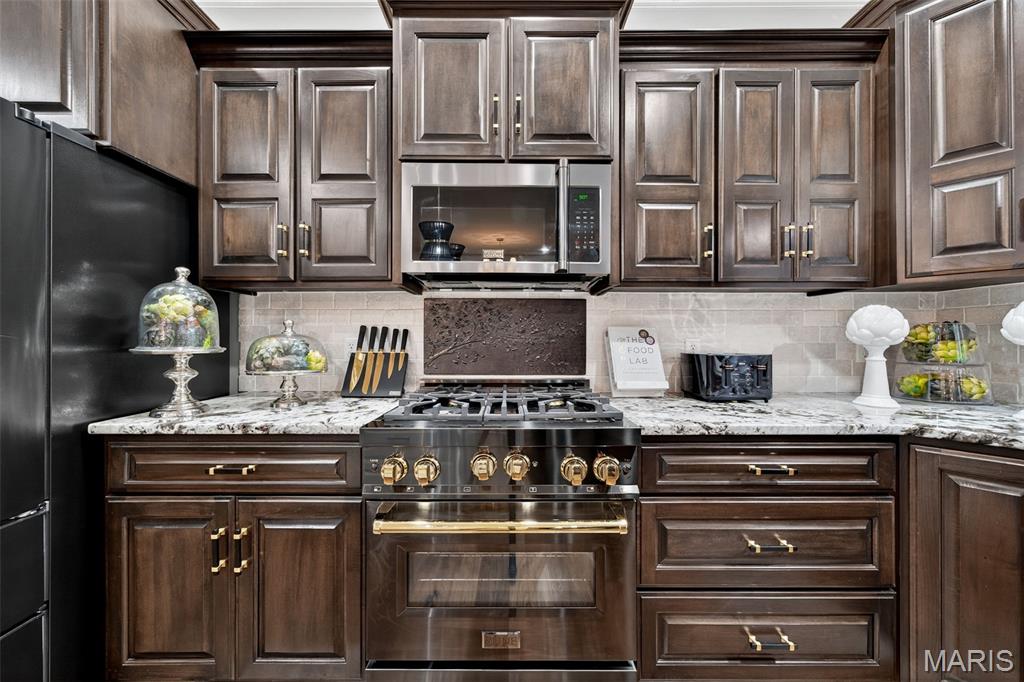 739 Chancellorsville Drive Property Photo 23