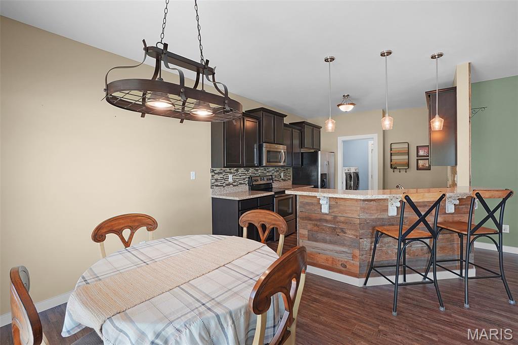 808 Railway Circle Property Photo 5