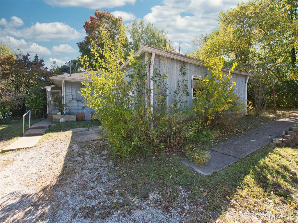 3728 Telegraph Road Property Photo 17