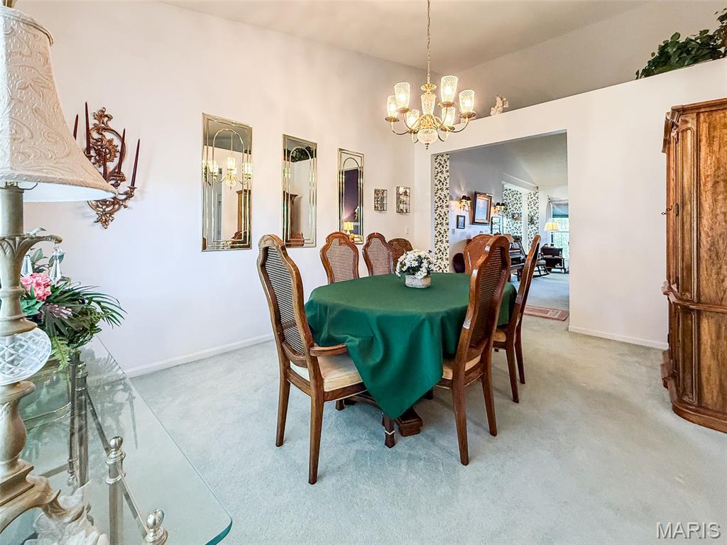 1026 Thornbury Place Property Photo 5