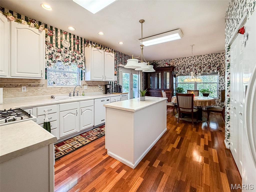 1026 Thornbury Place Property Photo 11