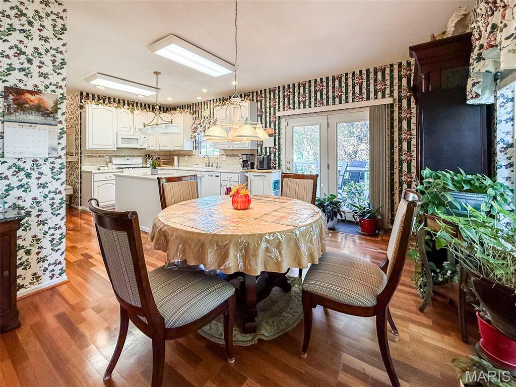 1026 Thornbury Place Property Photo 14