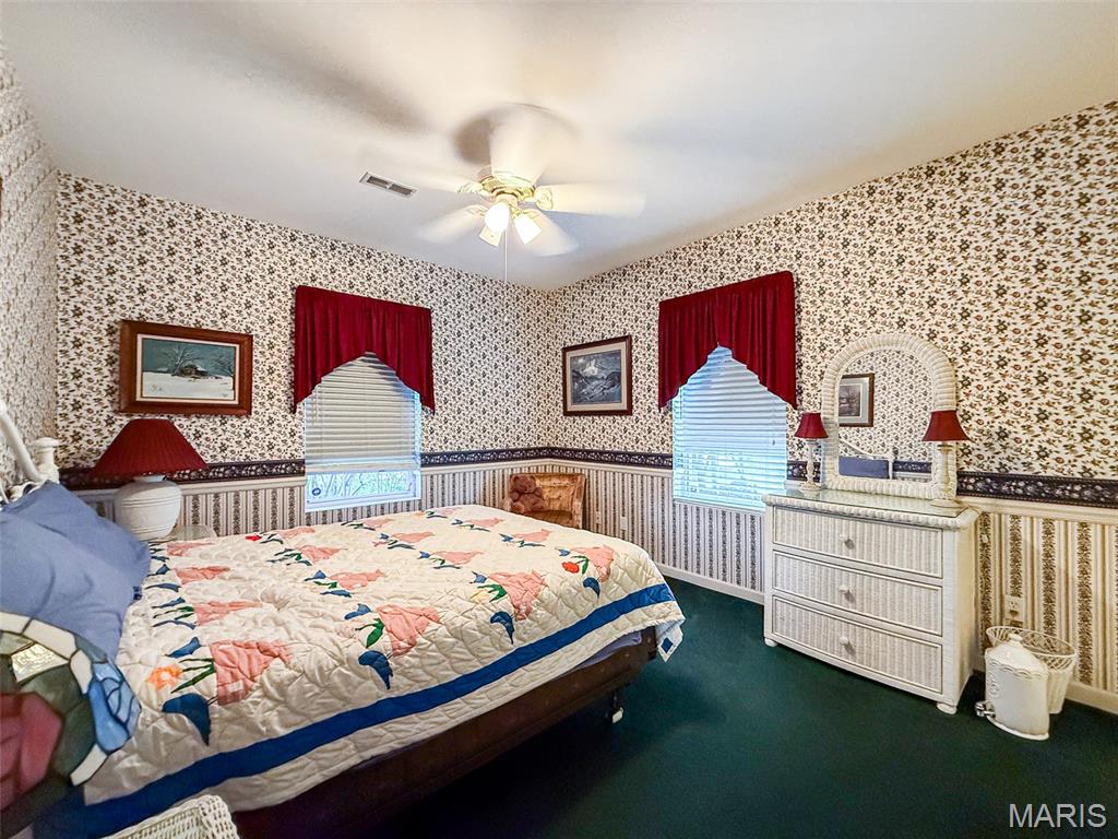 1026 Thornbury Place Property Photo 32