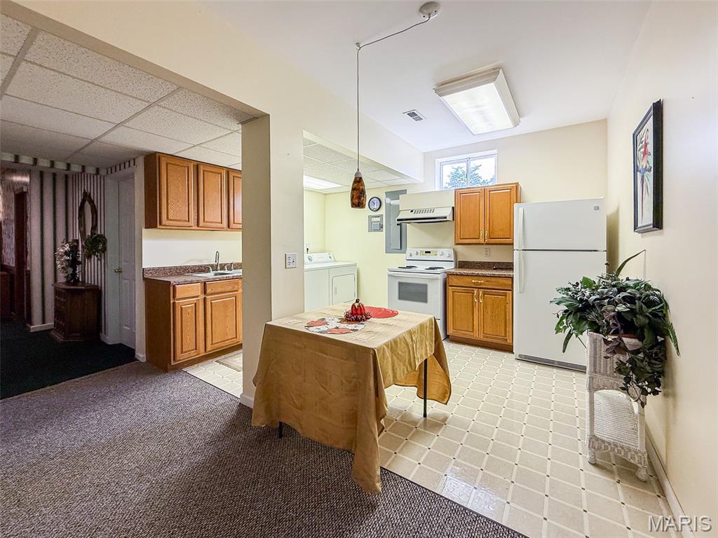 1026 Thornbury Place Property Photo 37