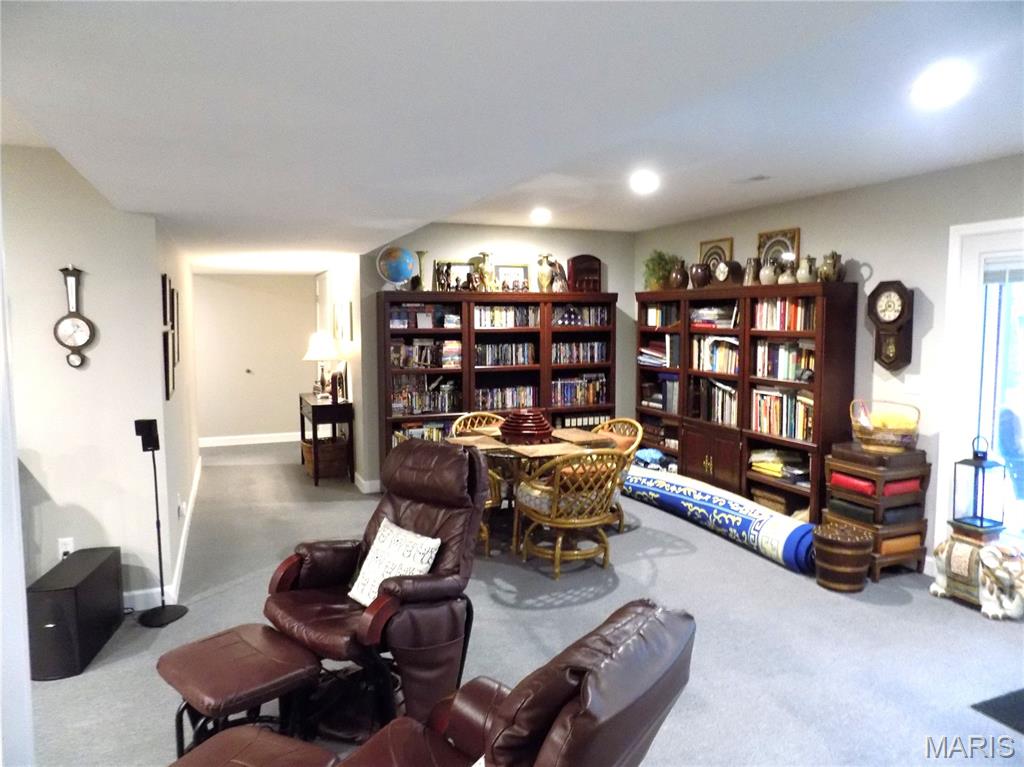 1011 Carriage Lane Property Photo 58