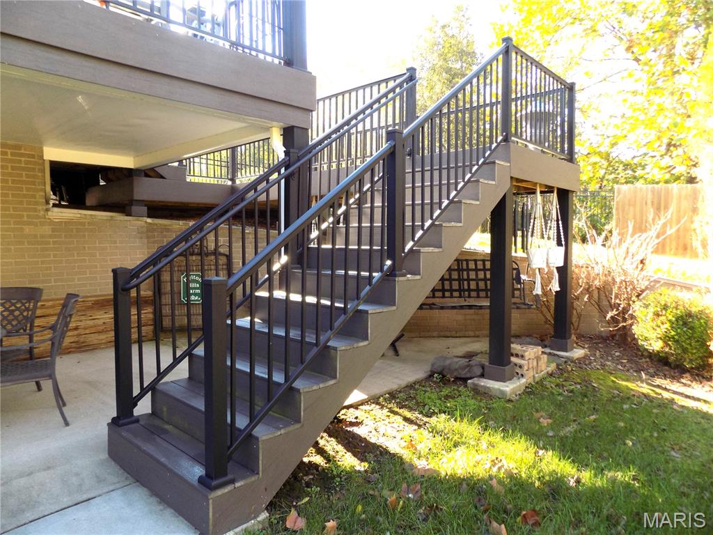 1011 Carriage Lane Property Photo 76