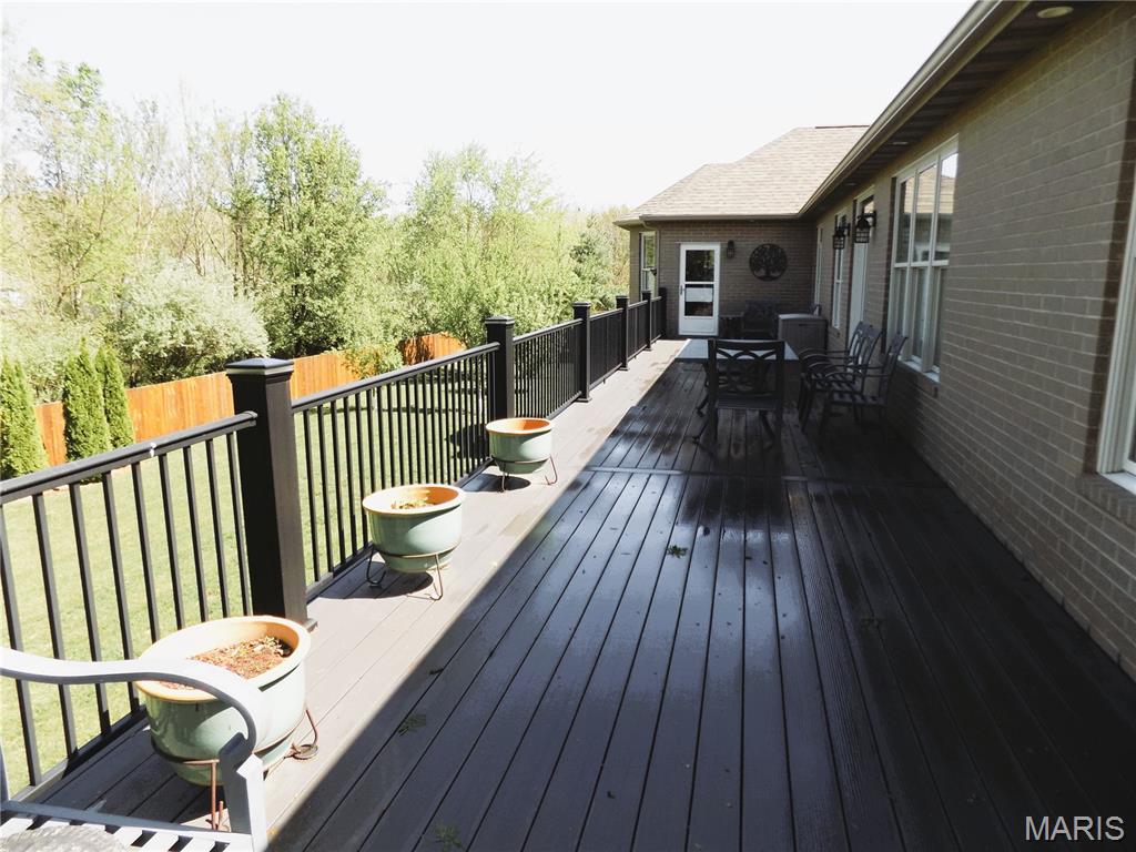 1011 Carriage Lane Property Photo 81