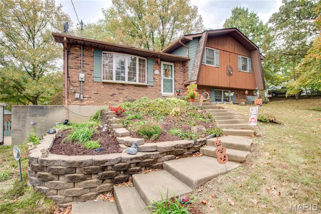 5328 Seminary Road Property Photo 3