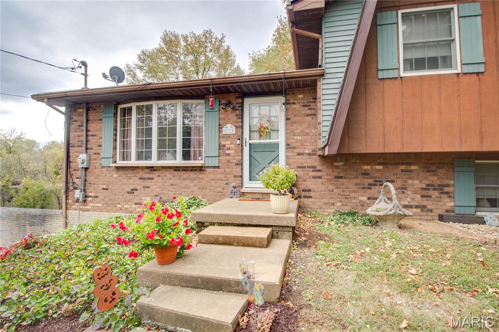 5328 Seminary Road Property Photo 5